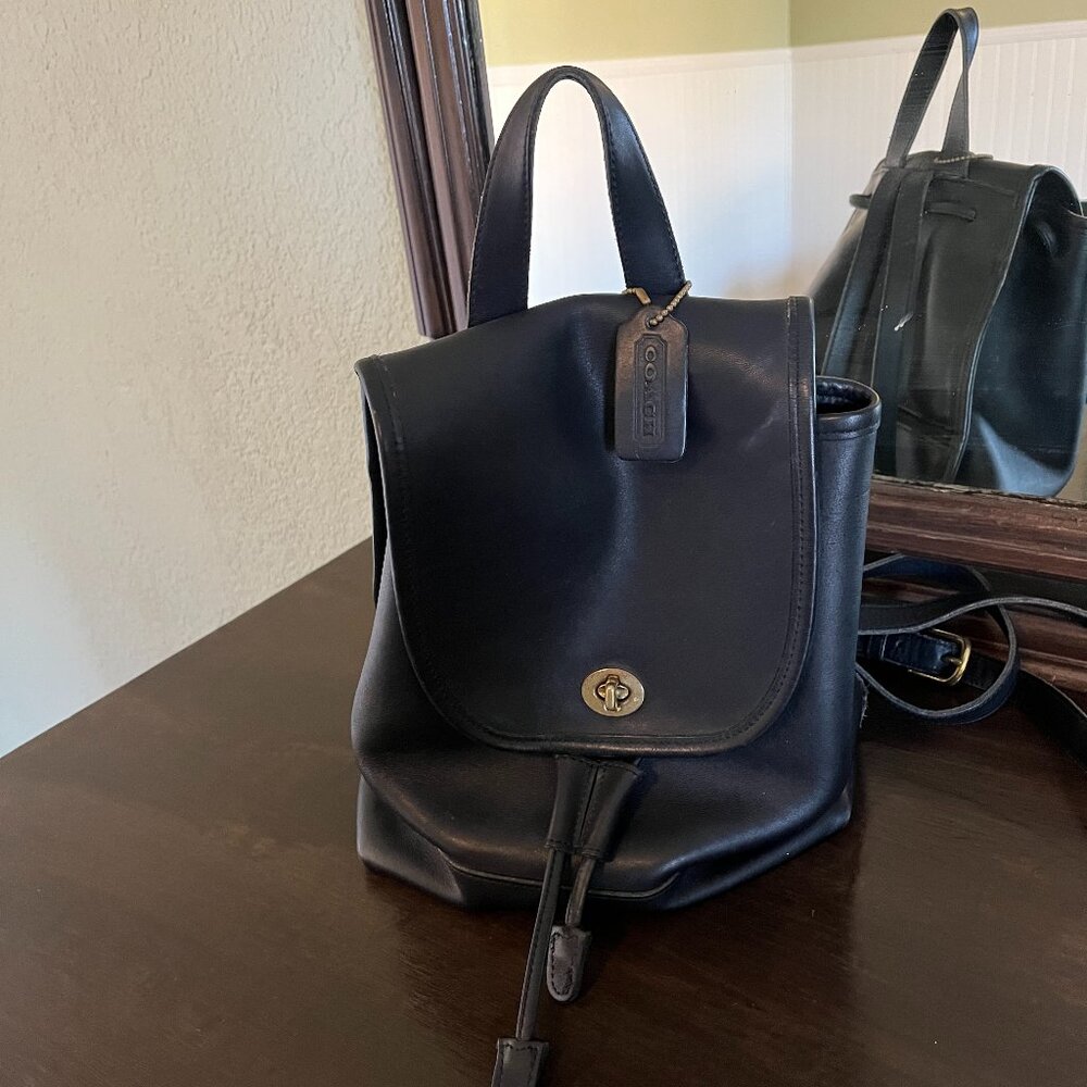 Coach Vintage Daypack Backpack Black Leather